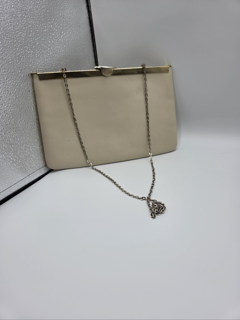 Vintage 1950's Etra Cream Leather Frame Clutch with Chain Strap